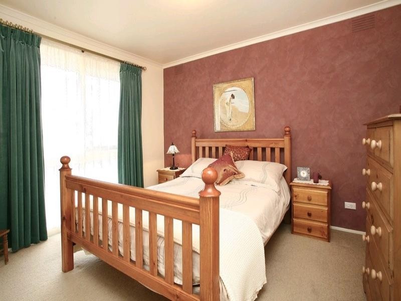 8 Ayton Court, Noble Park North VIC 3174