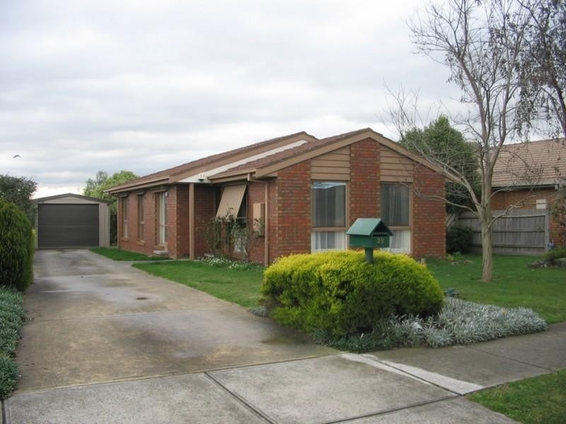 22 Fleetwood Drive, Narre Warren VIC 3805