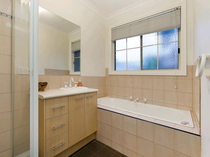 5/12 Canterbury Close, Rowville VIC 3178