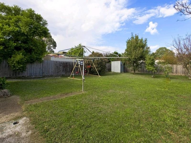 8 Warbla Street, Dandenong North VIC 3175