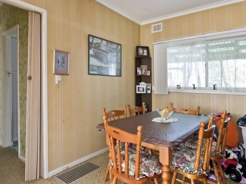 8 Warbla Street, Dandenong North VIC 3175