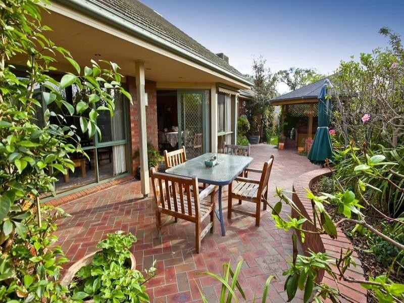 11 Catalpa Place, Lysterfield VIC 3156