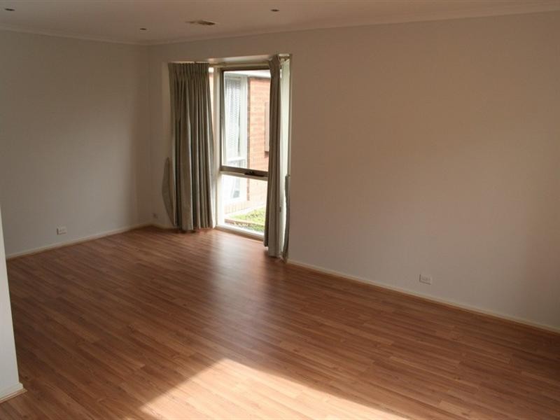 26 Laanecoorie Drive, Lysterfield VIC 3156