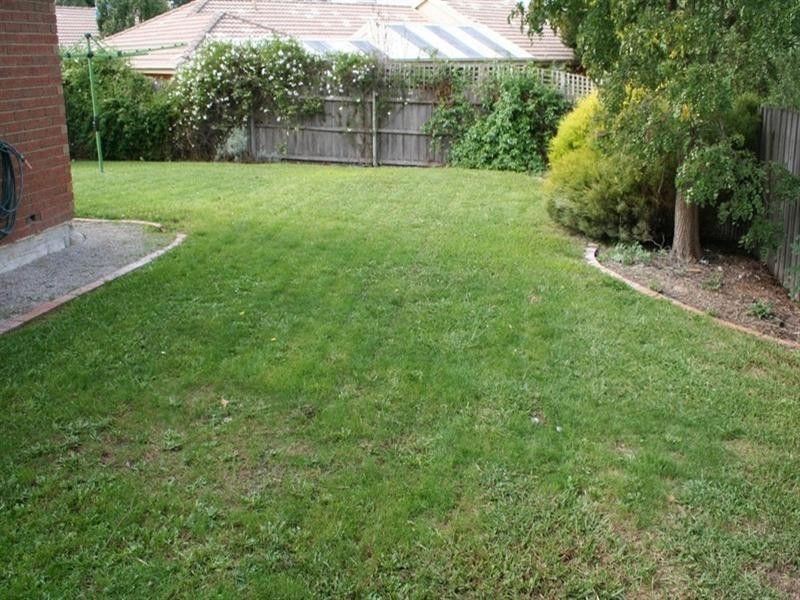 26 Laanecoorie Drive, Lysterfield VIC 3156