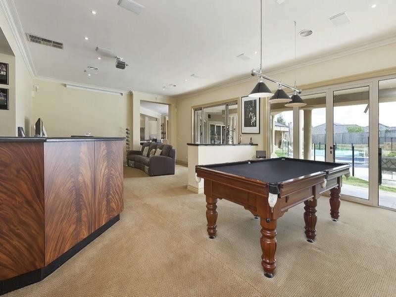 73 Grange Drive, Lysterfield VIC 3156