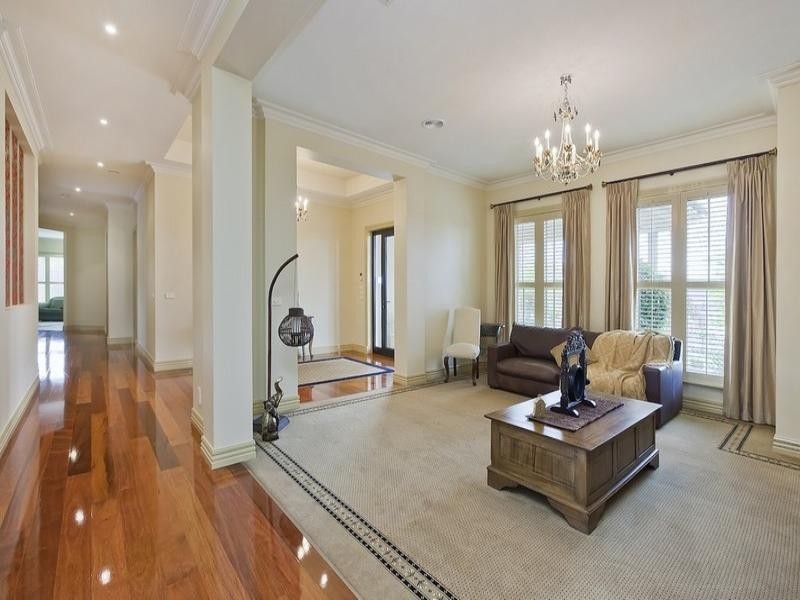 73 Grange Drive, Lysterfield VIC 3156