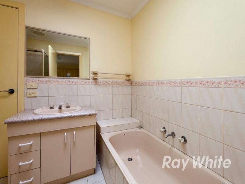 3/23 Pine Road, Bayswater VIC 3153