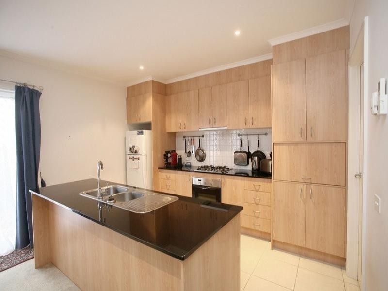 123 Sovereign Manors Crescent, Rowville VIC 3178