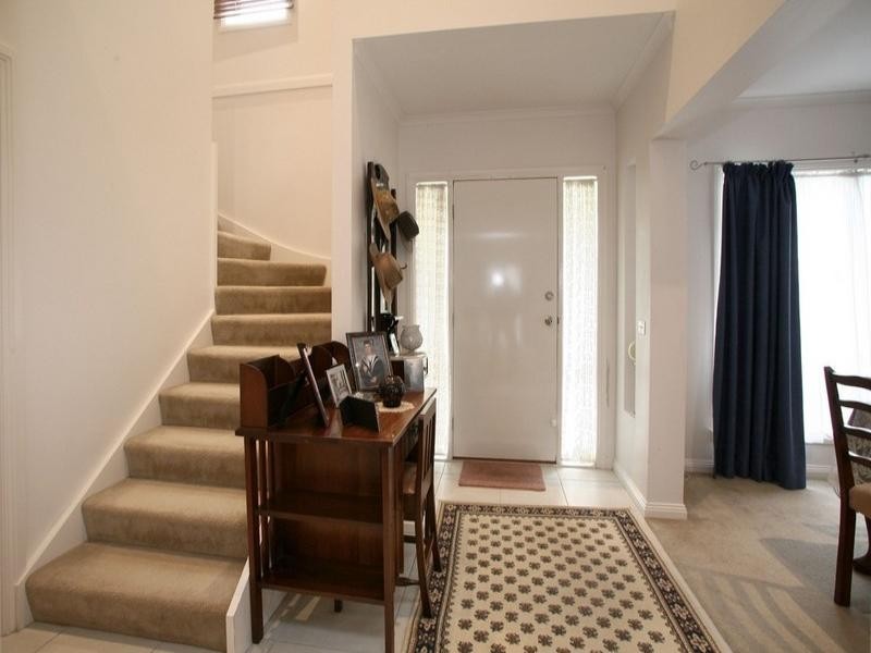 123 Sovereign Manors Crescent, Rowville VIC 3178