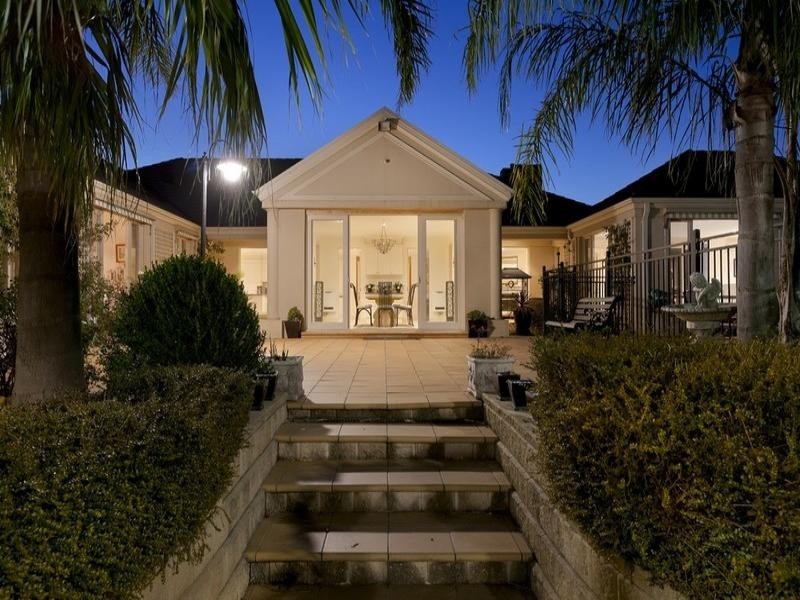 2 Bergner Court, Lysterfield VIC 3156