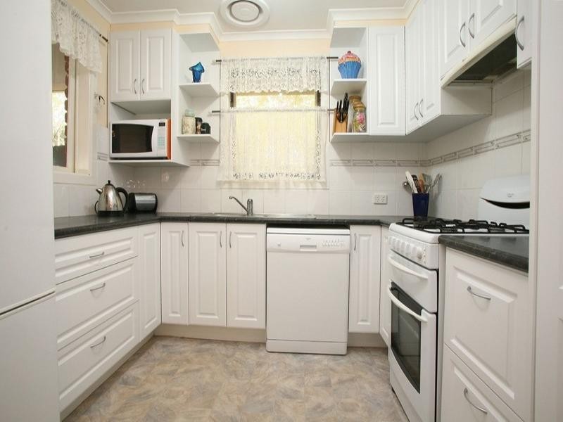 23 Bexsarm Crescent, Rowville VIC 3178