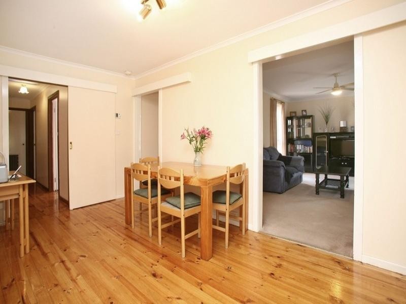 23 Bexsarm Crescent, Rowville VIC 3178