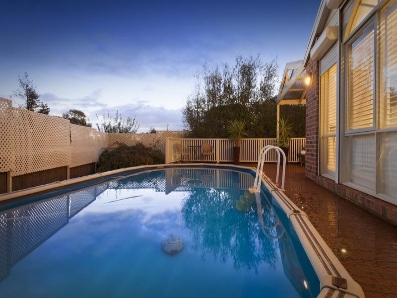 153 Turramurra Drive, Rowville VIC 3178