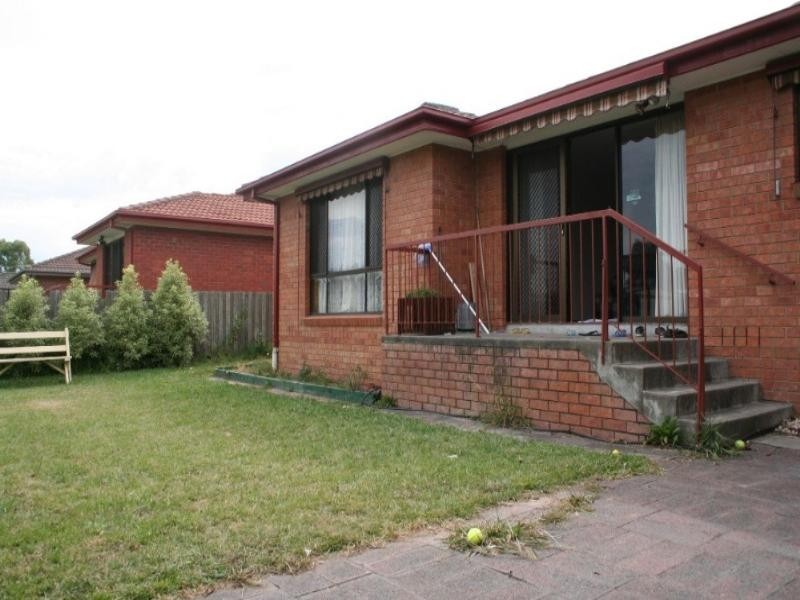 332 Dandelion Drive, Rowville VIC 3178