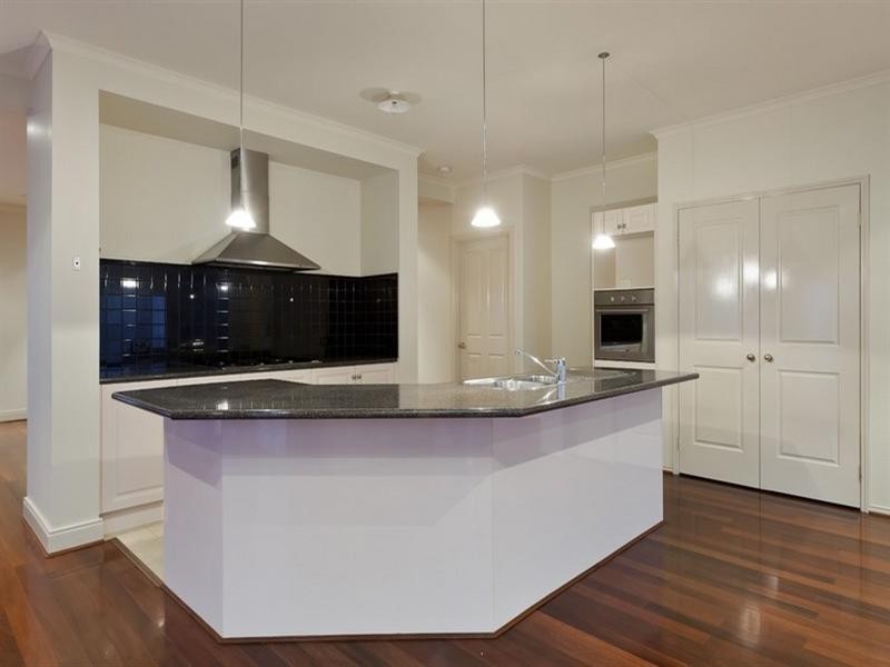 29 Langhorne Crescent, Rowville VIC 3178