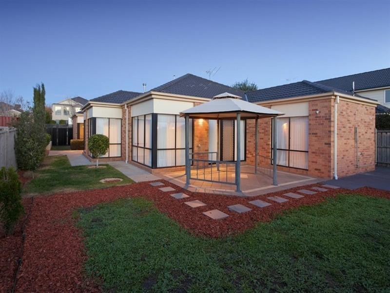 29 Langhorne Crescent, Rowville VIC 3178