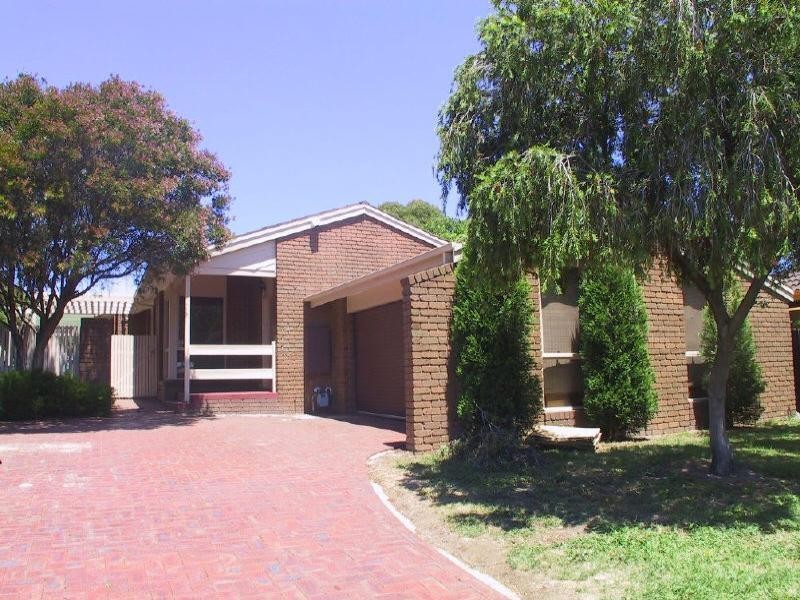 6 Nattai Court, Rowville VIC 3178