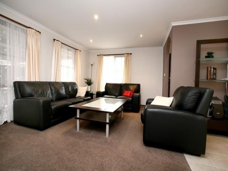15 Trevena Close, Rowville VIC 3178