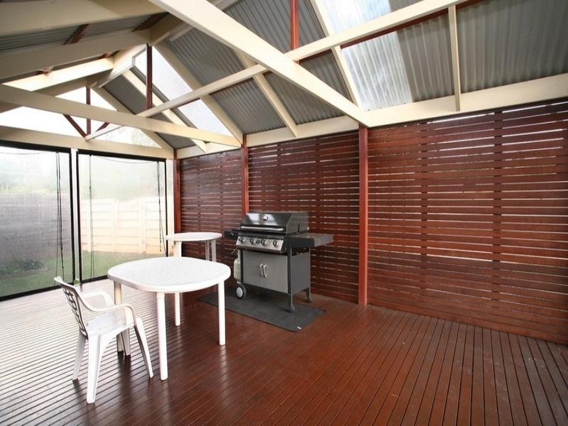 15 Trevena Close, Rowville VIC 3178
