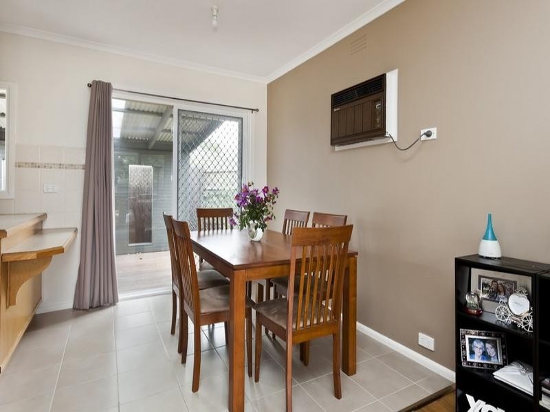 1/4 Kent Street, Knoxfield VIC 3180