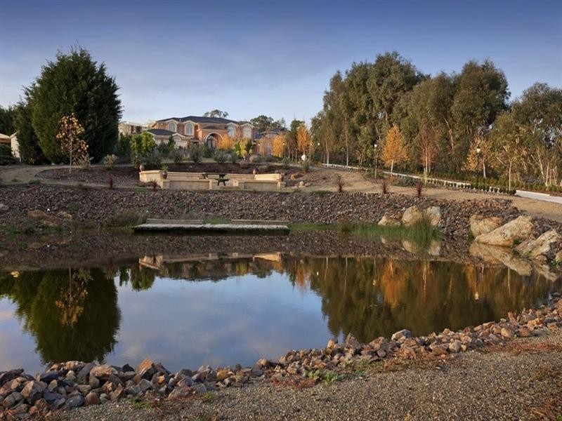 109 Grange Drive, Lysterfield VIC 3156