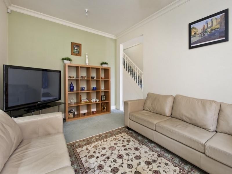 2/13 Yvette Drive, Rowville VIC 3178