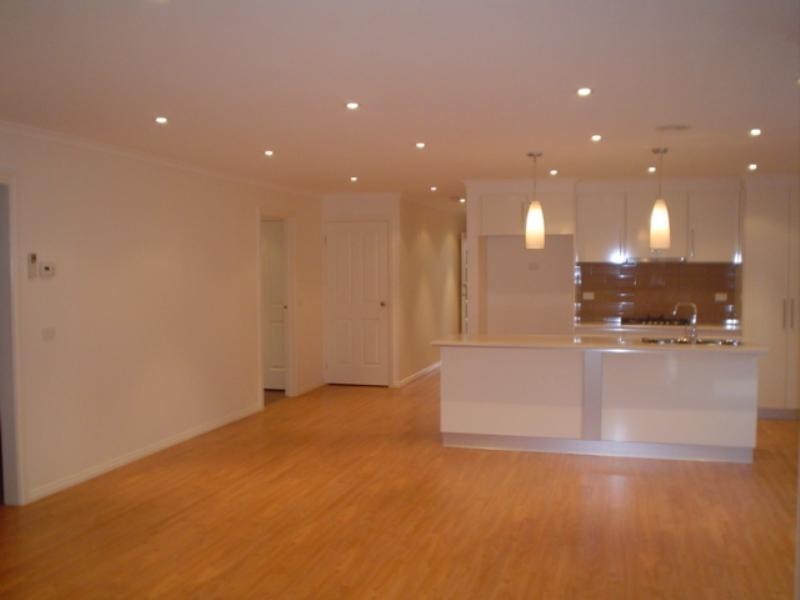 2/6 Darnley Court, Rowville VIC 3178