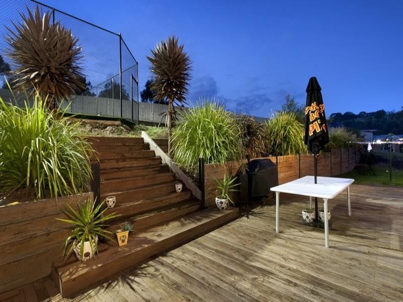 7-9 Gladesville Close, Lysterfield South VIC 3156