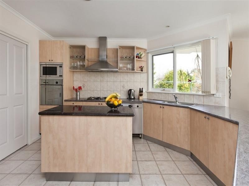 2 Panorama Court, Lysterfield South VIC 3156