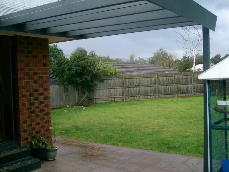 33 Cardinia Way, Rowville VIC 3178