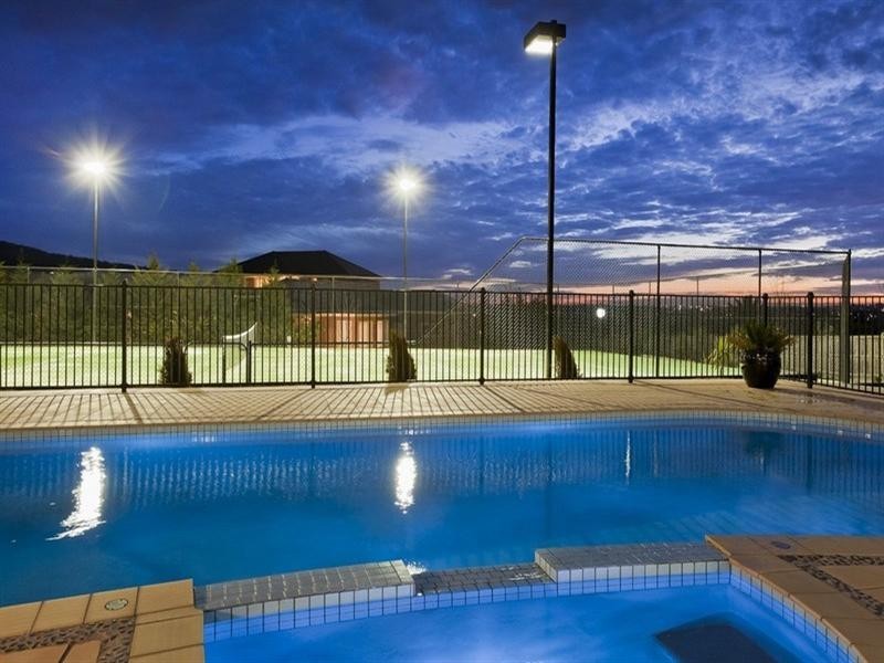81 Grange Drive, Lysterfield VIC 3156