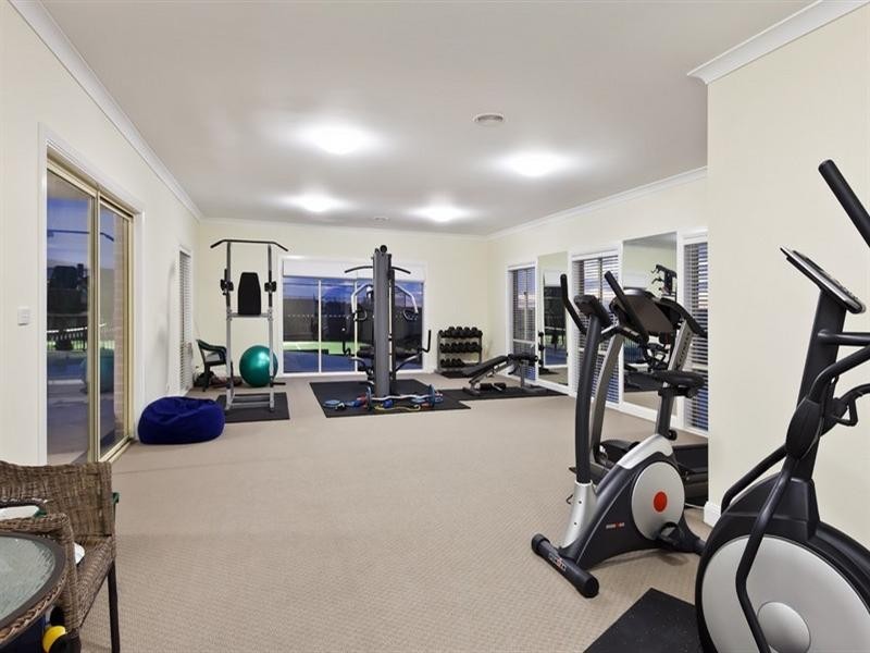 81 Grange Drive, Lysterfield VIC 3156