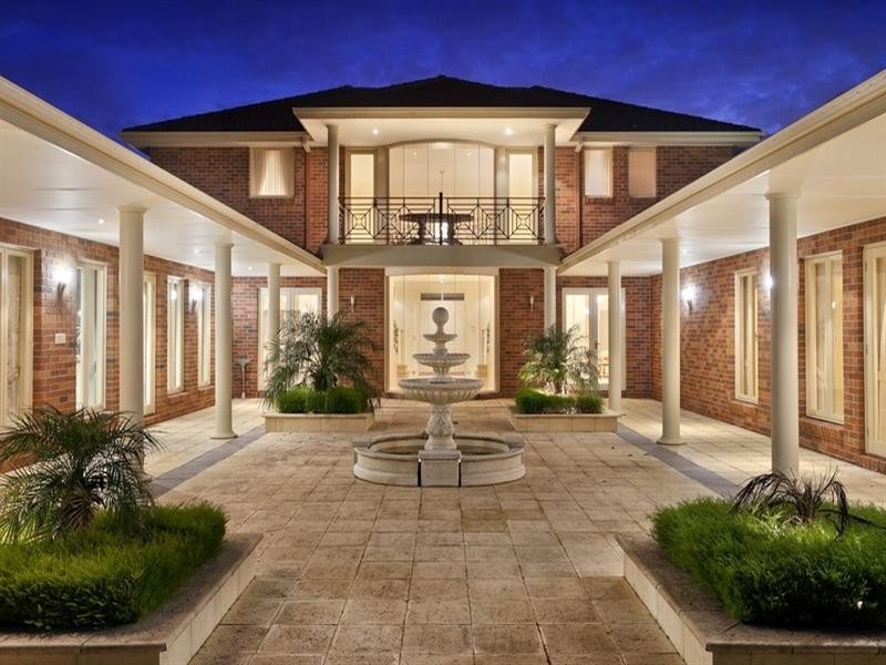 81 Grange Drive, Lysterfield VIC 3156