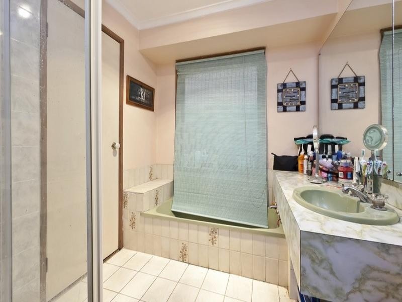 11 Cardinia Way, Rowville VIC 3178