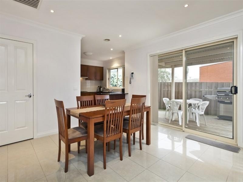 2/1080 Stud Road, Rowville VIC 3178