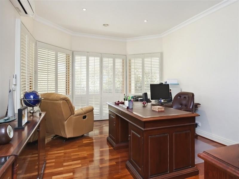 1 Hill Edge Court, Lysterfield South VIC 3156