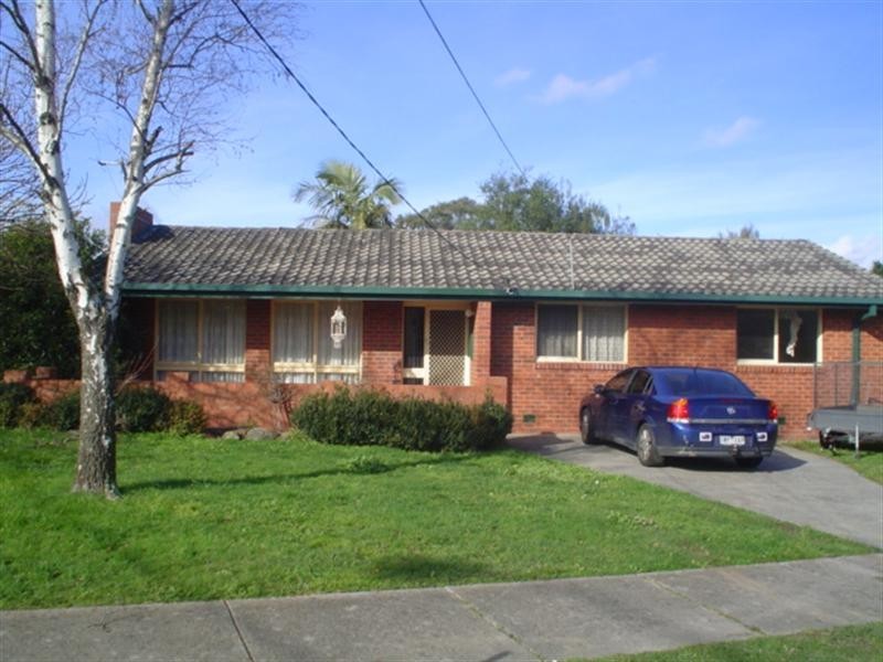 36 Michele Drive, Scoresby VIC 3179