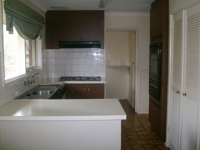 36 Michele Drive, Scoresby VIC 3179