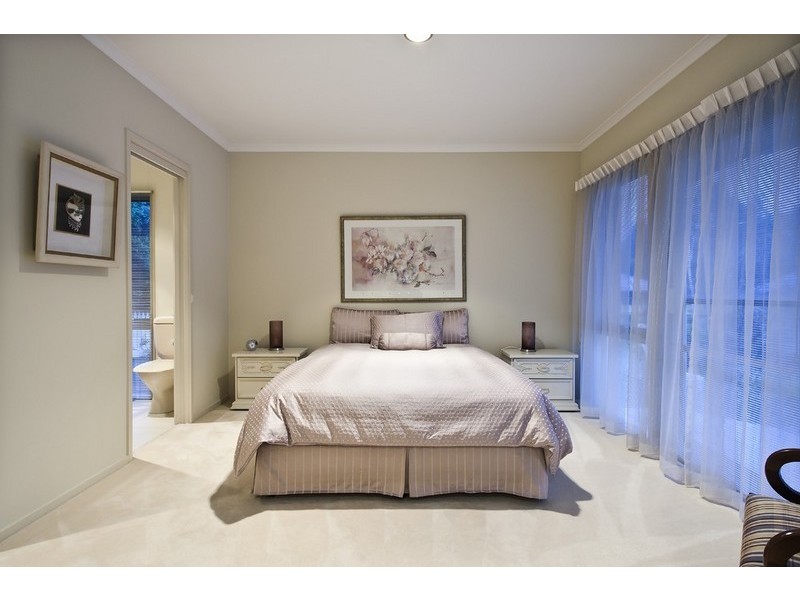 55 Clondara Drive, Rowville VIC 3178