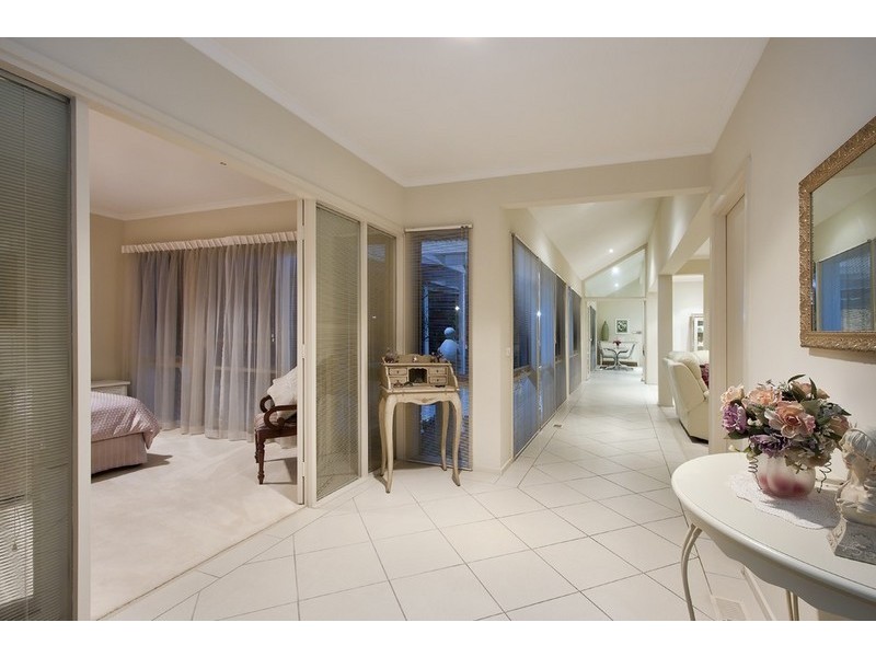 55 Clondara Drive, Rowville VIC 3178