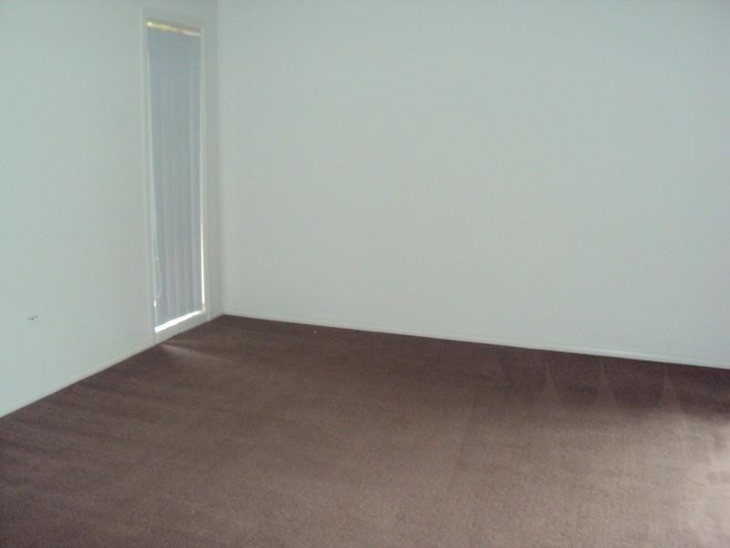 137 Manna Gum Drive North, Pakenham VIC 3810