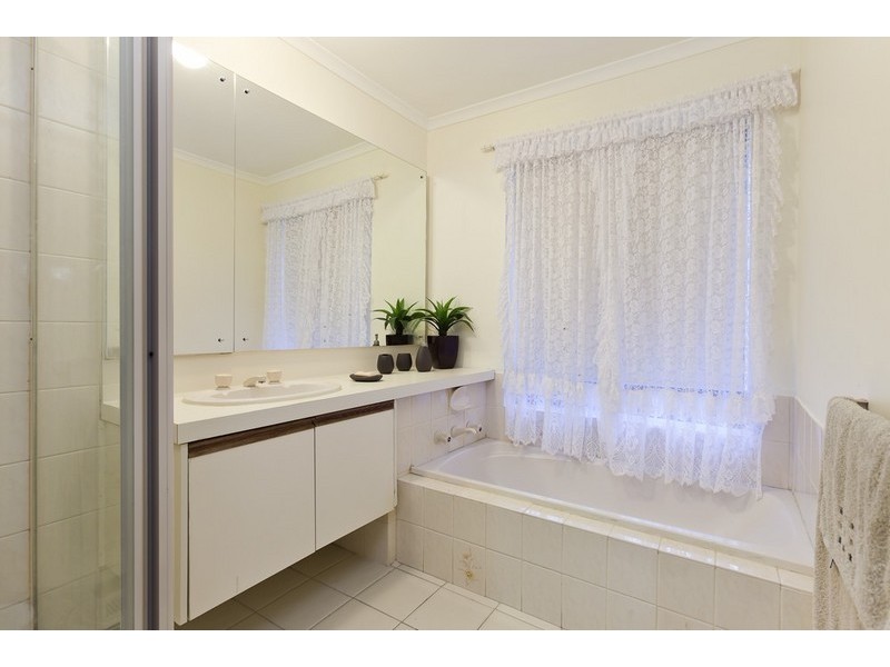 24 Bickerton Court, Rowville VIC 3178