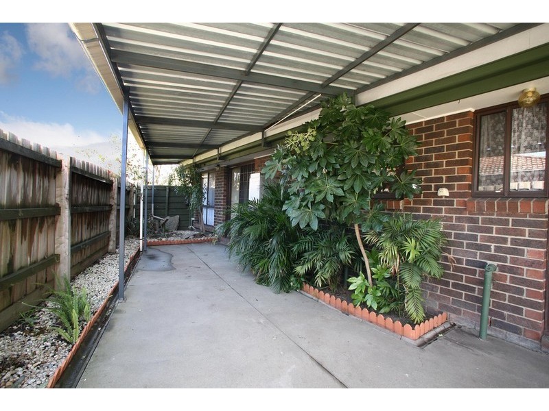 219 Dandelion Drive, Rowville VIC 3178