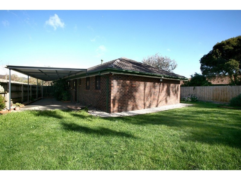 219 Dandelion Drive, Rowville VIC 3178