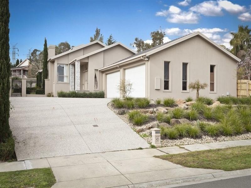 61 Clondara Drive, Rowville VIC 3178