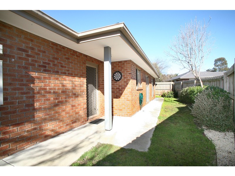 2/4 Bristol Place, Rowville VIC 3178