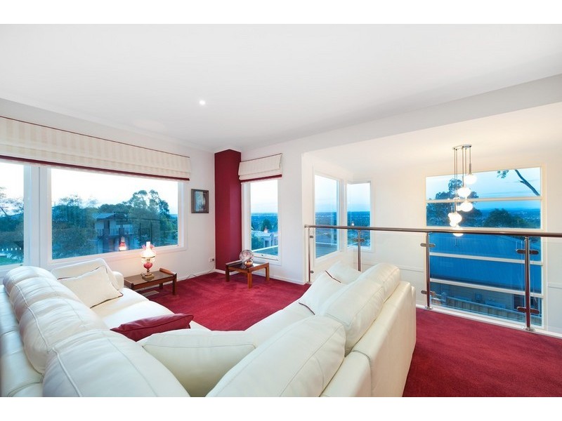 6 Hayes Court, Lysterfield VIC 3156