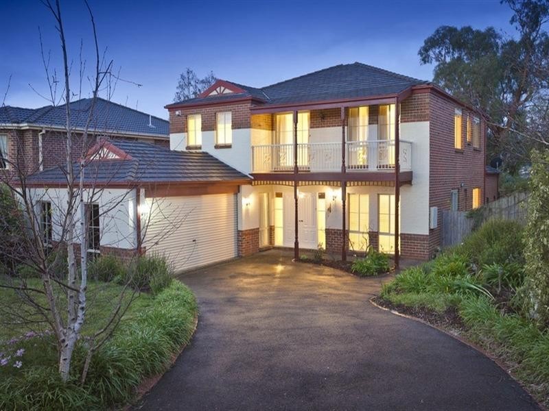 4 Pendleton Place, Lysterfield VIC 3156