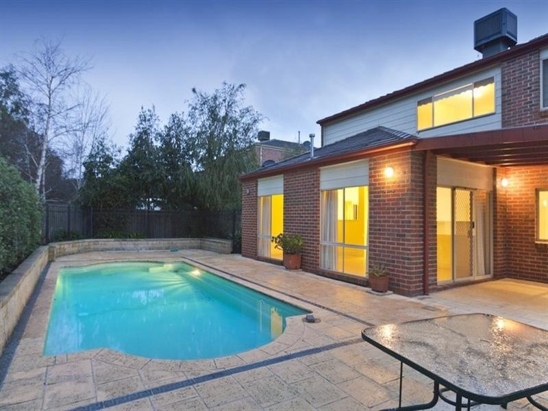 4 Pendleton Place, Lysterfield VIC 3156