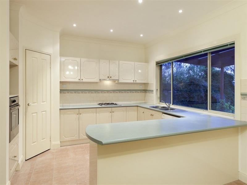 4 Pendleton Place, Lysterfield VIC 3156